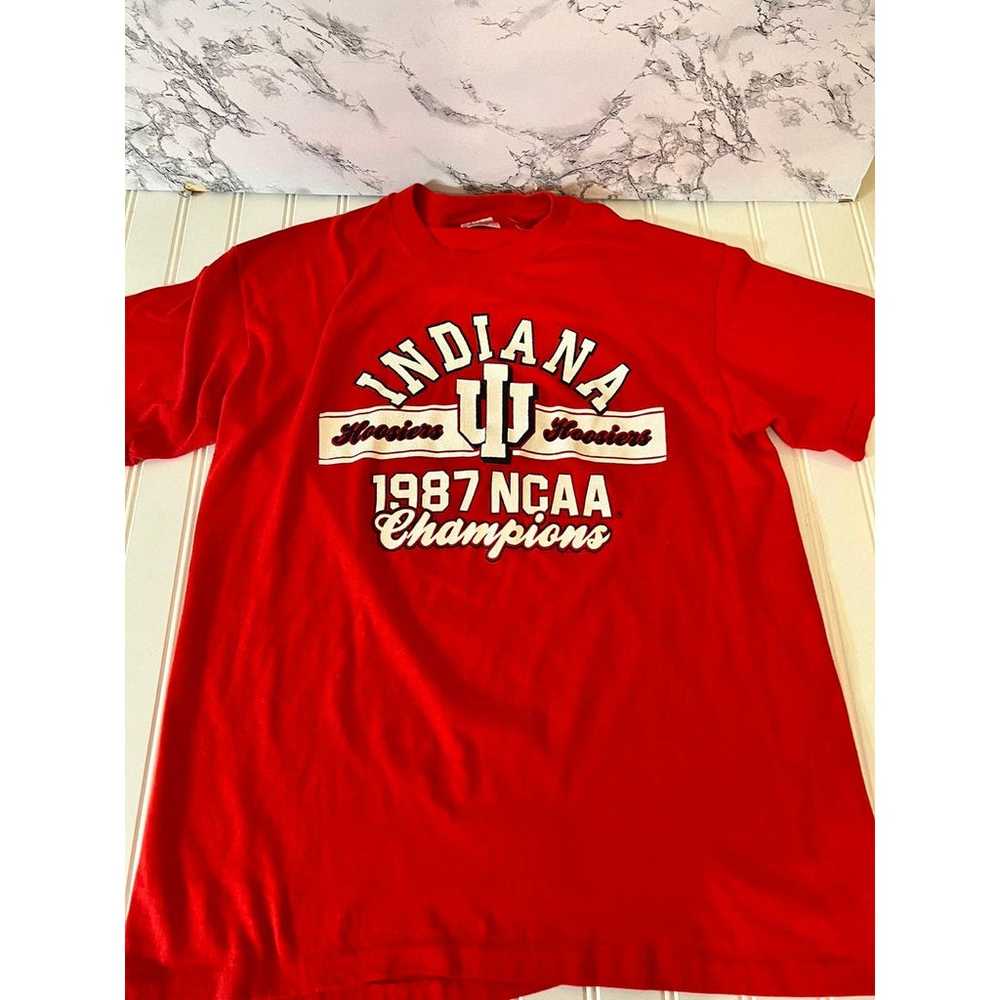Indiana Hoosiers Vintage 1987 NCAA Chamions T-Shi… - image 1