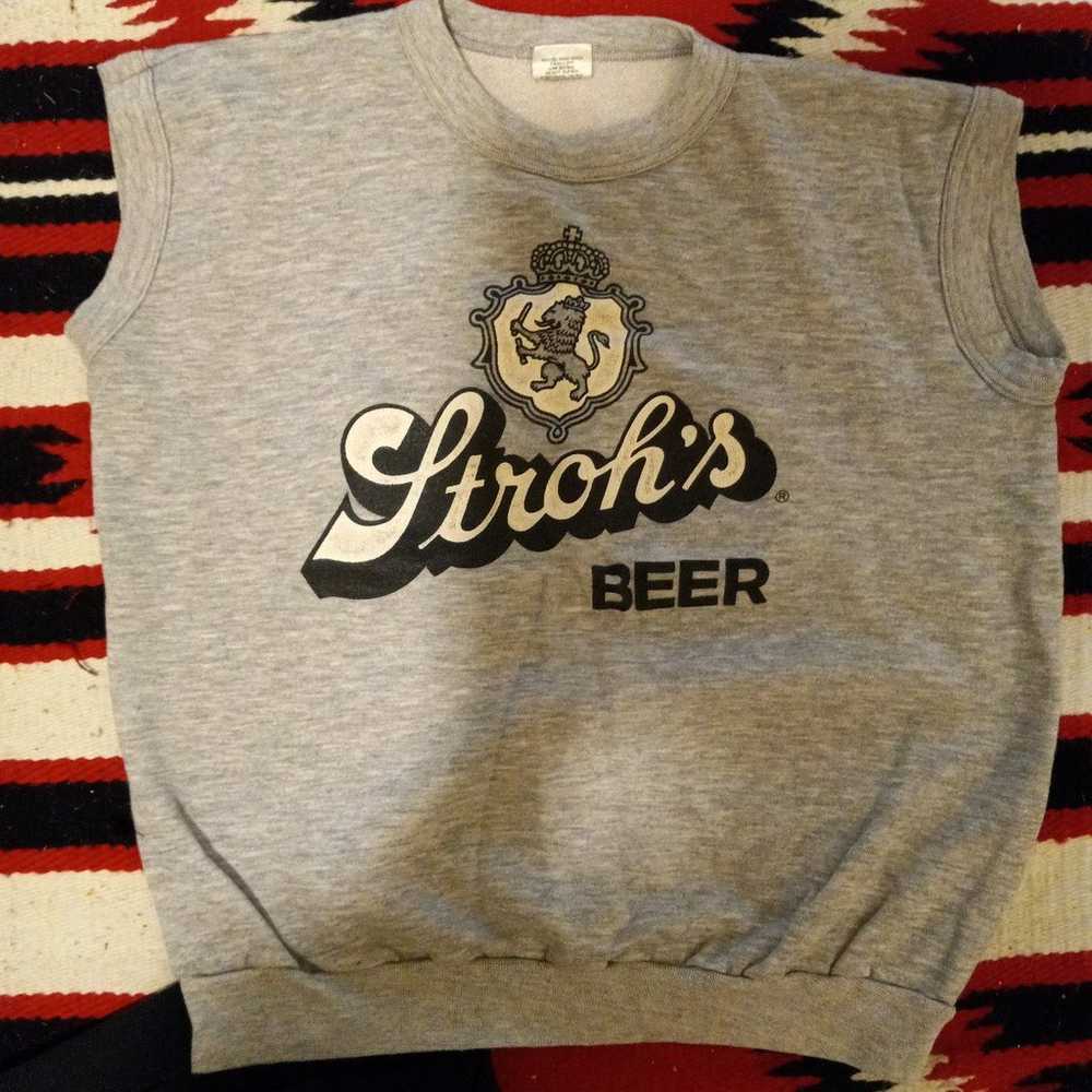 Super soft 80s vintage Stroh's Beer sleeveless sh… - image 1