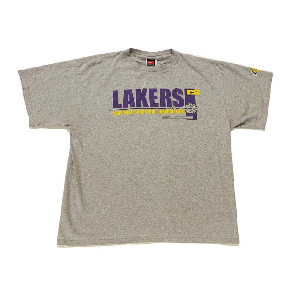 Vintage Nike Los Angeles Lakers T-Shirt Grey Size… - image 1