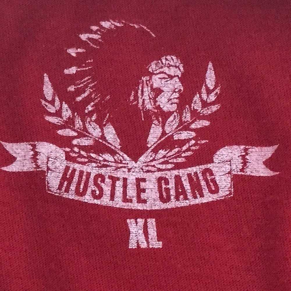 Hustle gang red graphic t-shirt Sz XL - image 9