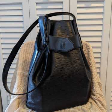 Authentic LV Epi Sac de Paule