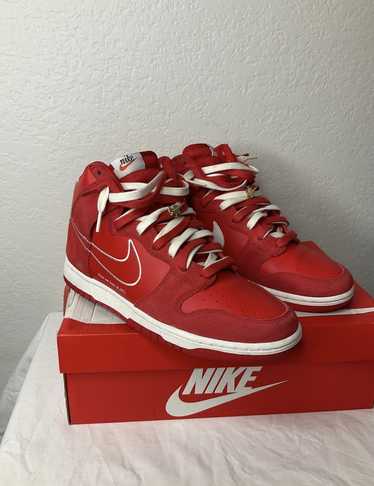 Nike Nike Dunk High First Use Red