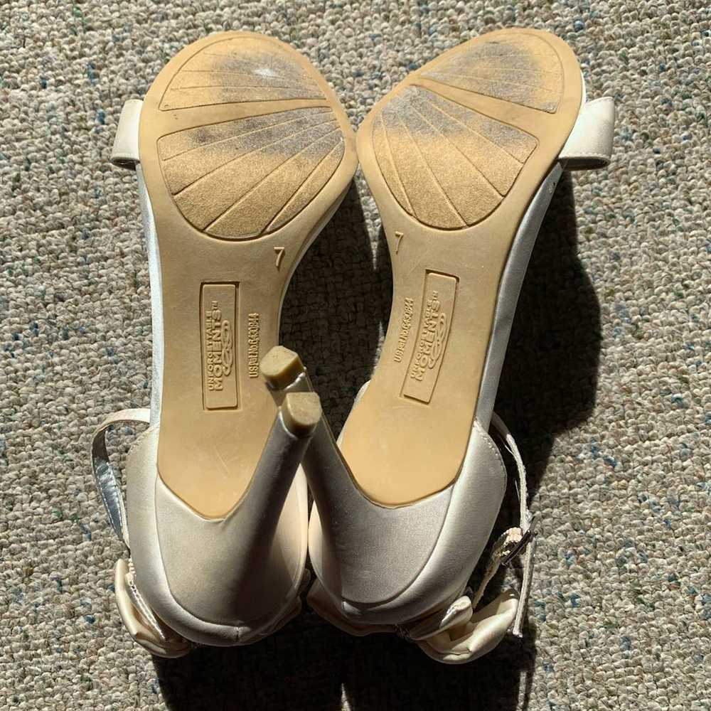 Other Unforgettable Moments Ivory Heels - Size 7 - image 3