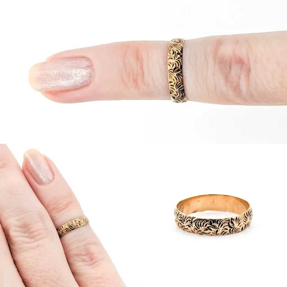 Antique Victorian Childs Ring In Yellow Gold - image 3