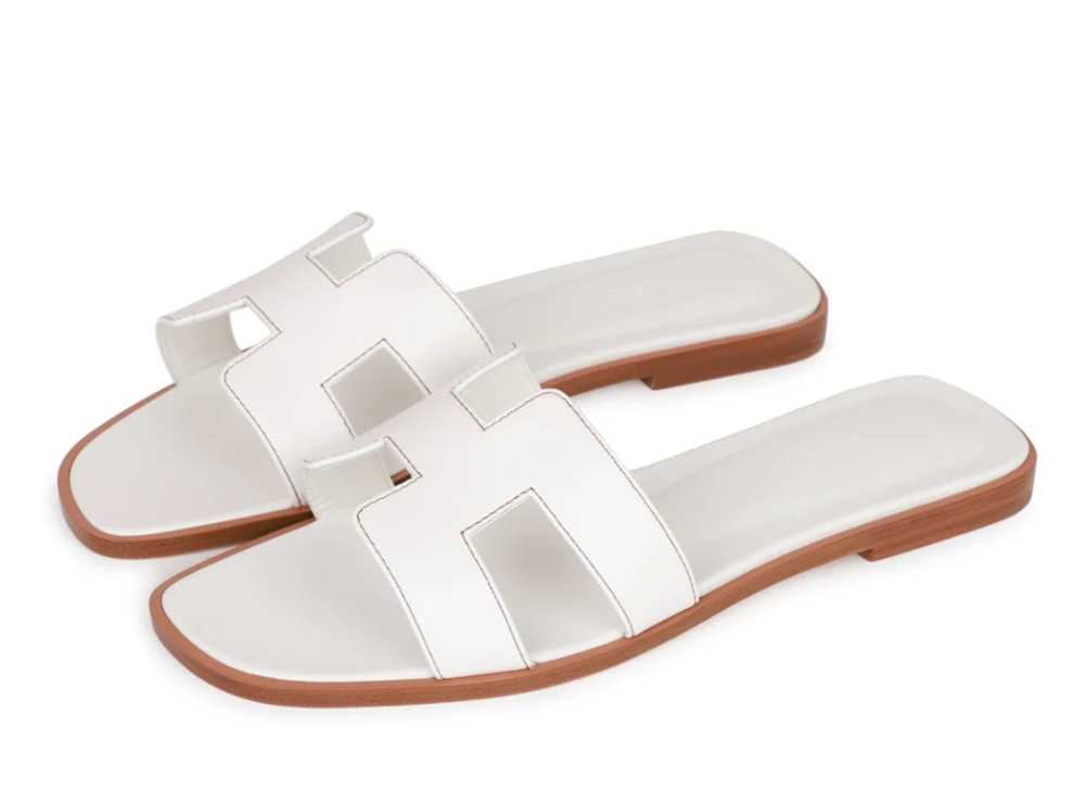 Hermes White Box Calfskin Oran Sandals - image 1
