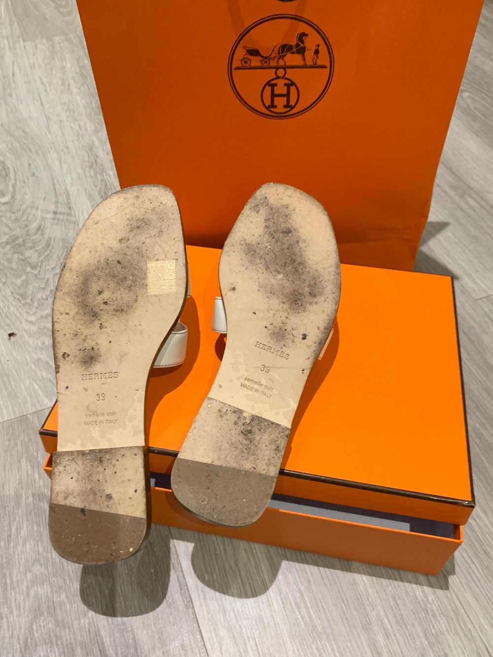Hermes White Box Calfskin Oran Sandals - image 5