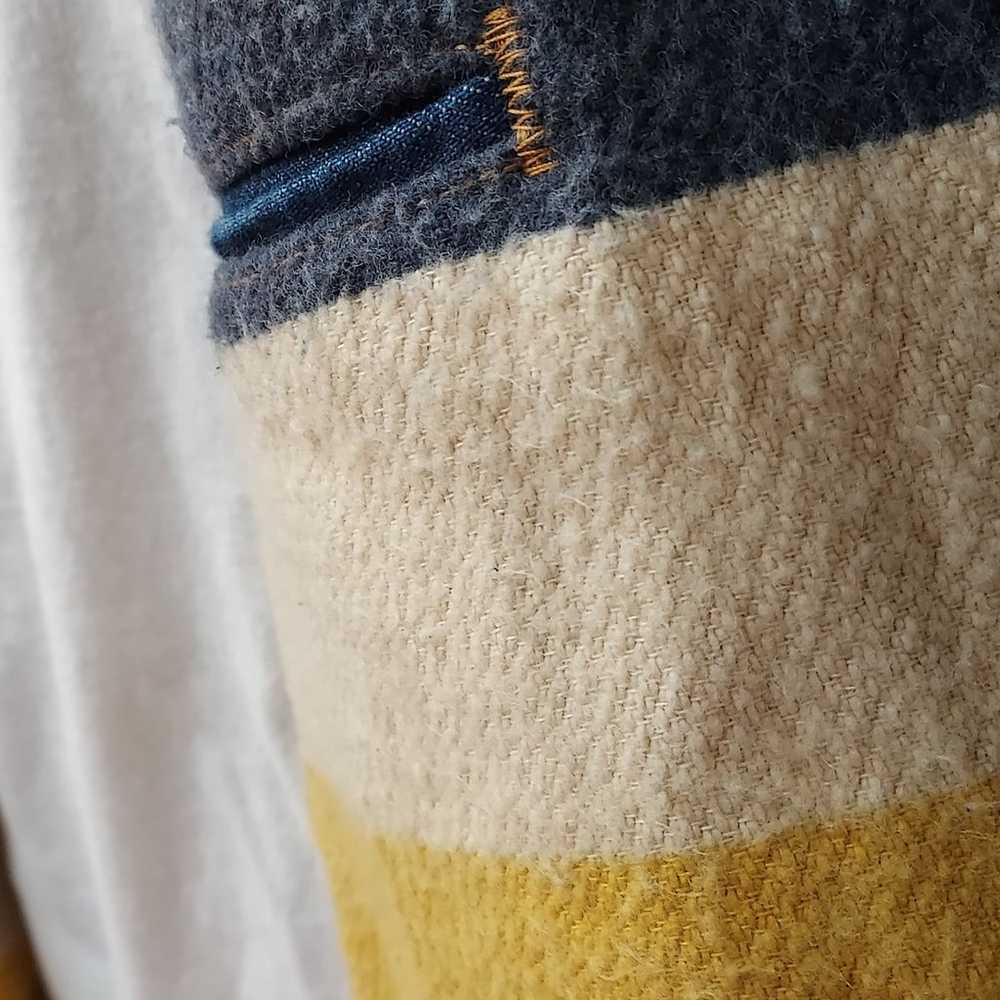 Vintage Levis Hudson Bay Blanket Lined Denim - image 9