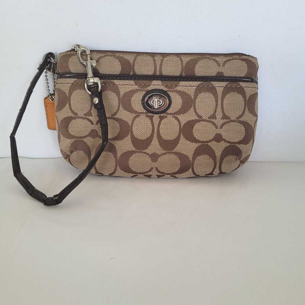 Coach Vintage Style Corner Wristlet Wallet Beige … - image 1