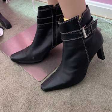 Vintage Pointy toe Booties