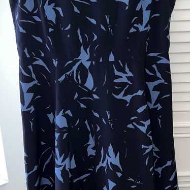 Ann Taylor navy blue & blue floral print woven fi… - image 1