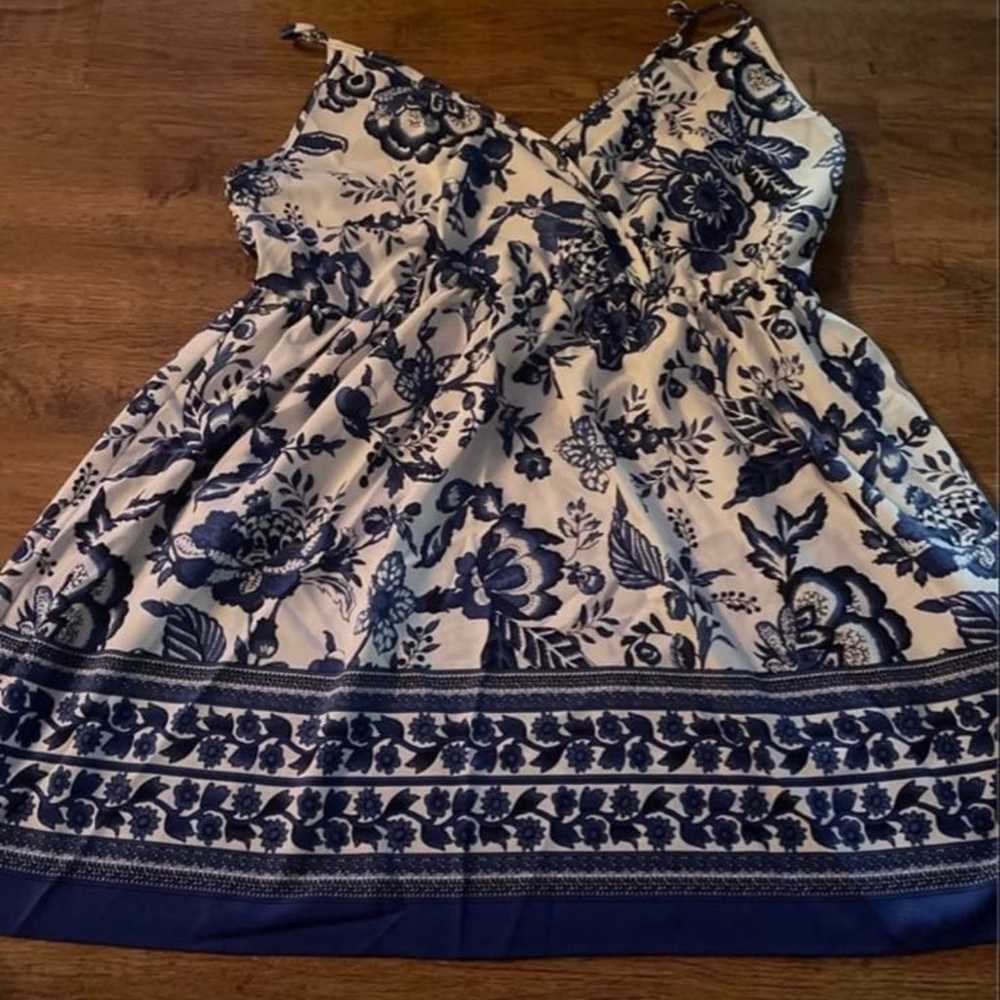 Beautiful blue & white floral dress 2X  new - image 3