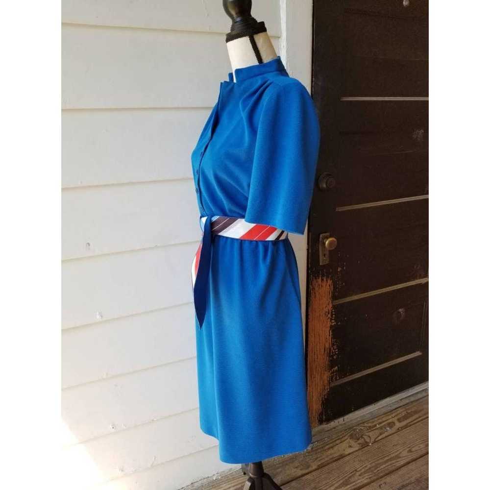 1980s Blue Dress with Striped Belt || Leslie Fay - image 2