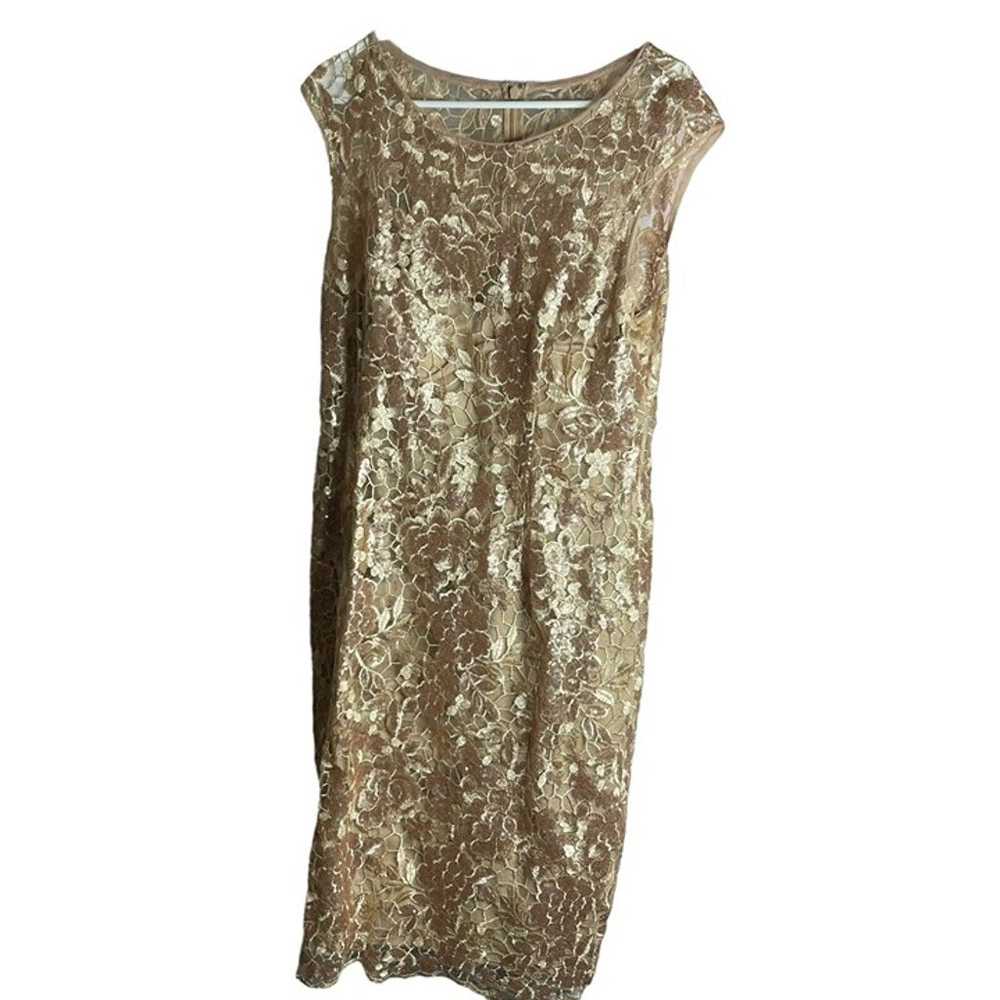 Adrianna Papell Gold Floral Lace Sleeveless Sheat… - image 1