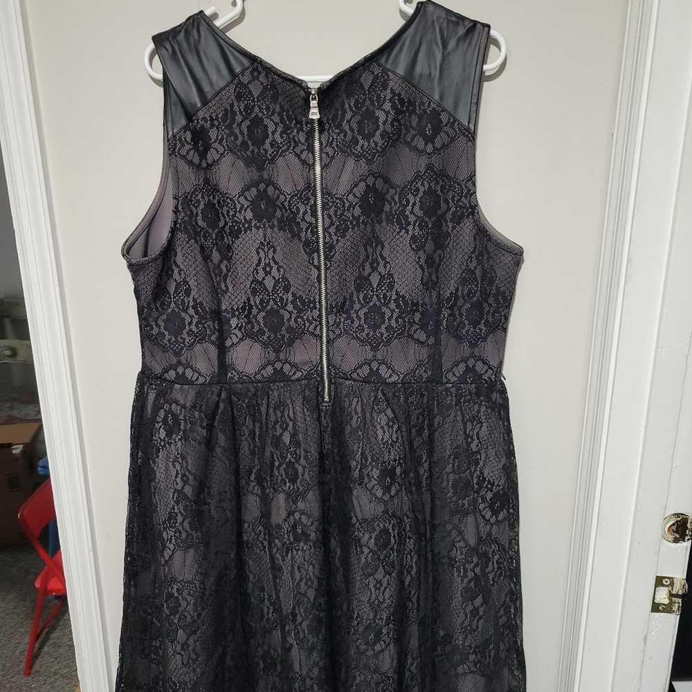 Leather and lace dress - image 4