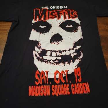Official Misfits 2019 Reunion T-shirt Small - image 1