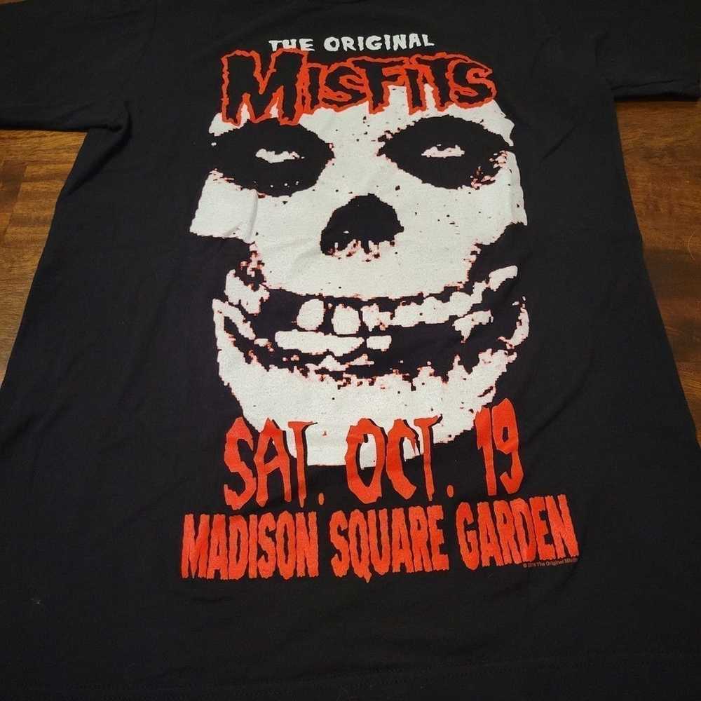 Official Misfits 2019 Reunion T-shirt Small - image 3