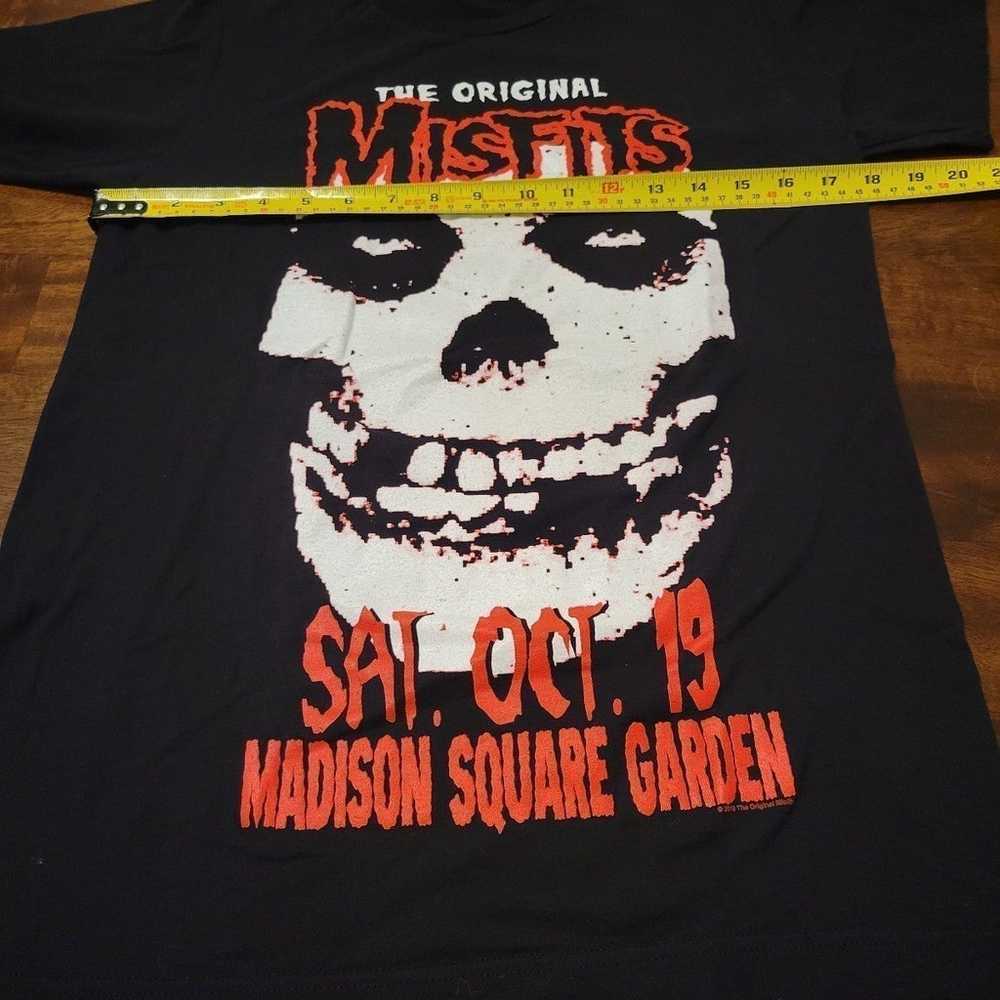 Official Misfits 2019 Reunion T-shirt Small - image 5