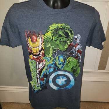 Marvel AVENGERS Men's Graphic T-Shirt size S - image 1