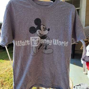 Walt Disney World t-shirt RN#15763 Disneyland Pluto Mickey Mouse