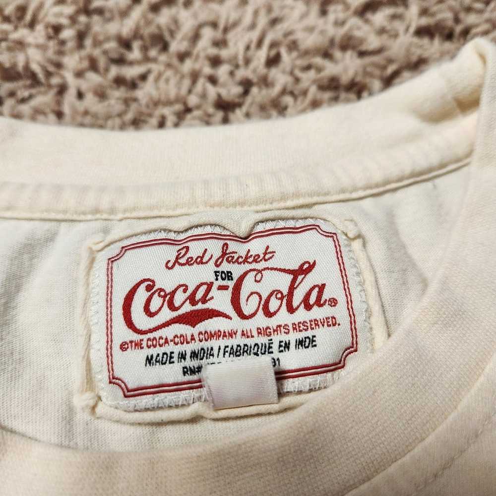 Coca-Cola retro shirt, size medium - image 4