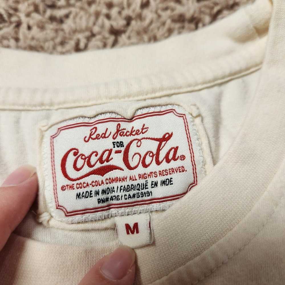 Coca-Cola retro shirt, size medium - image 5