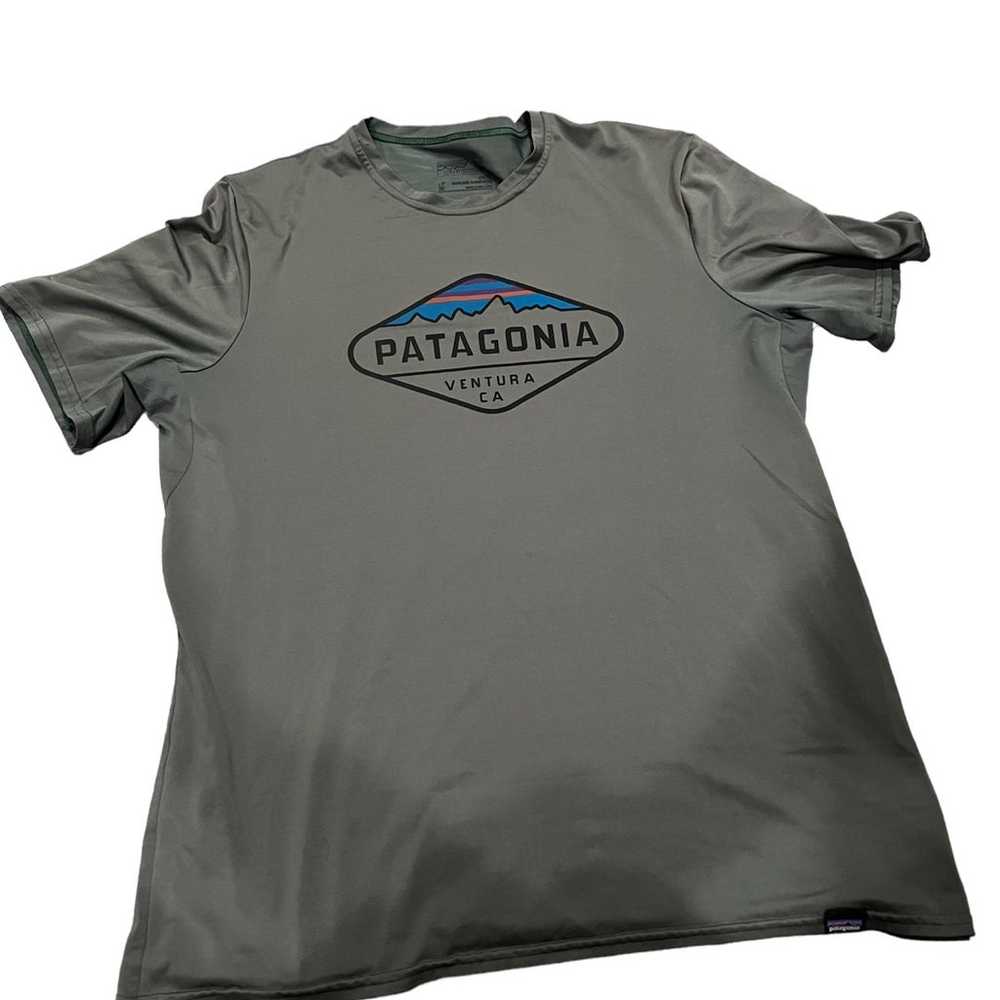 Patagonia Mens Fitz Roy Crest Cotton/ Poly T-Shir… - image 1