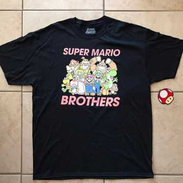NWOT Super Mario Bros Short Sleeve T
