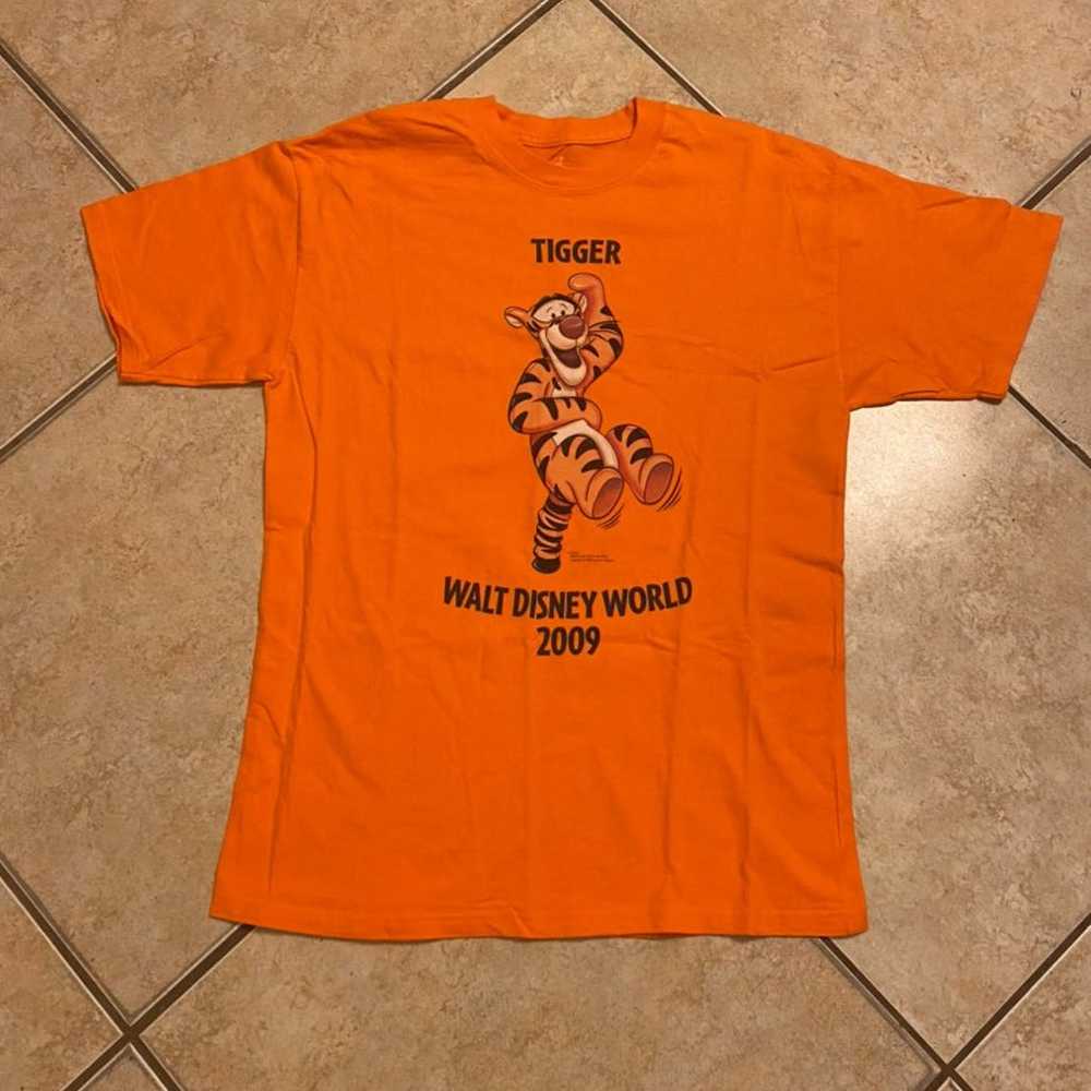 Tigger Disney World 2009 Promo T-Shirt - image 1