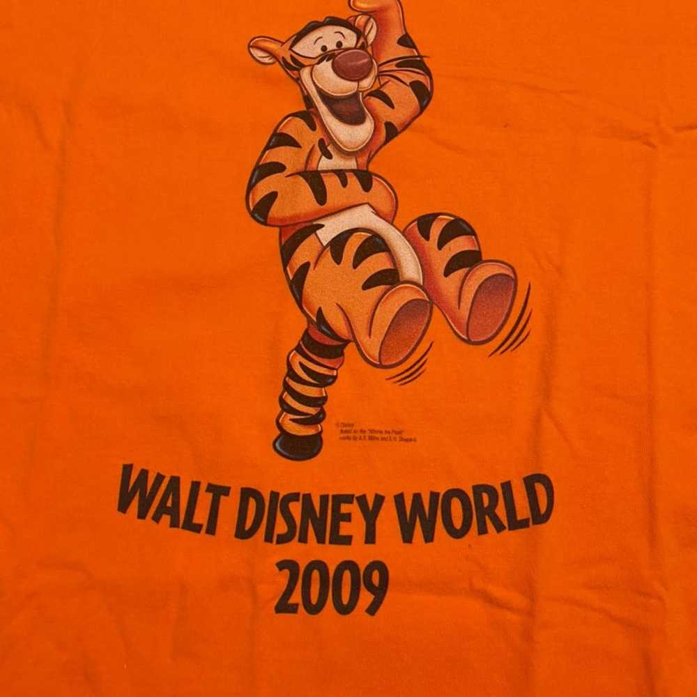 Tigger Disney World 2009 Promo T-Shirt - image 2