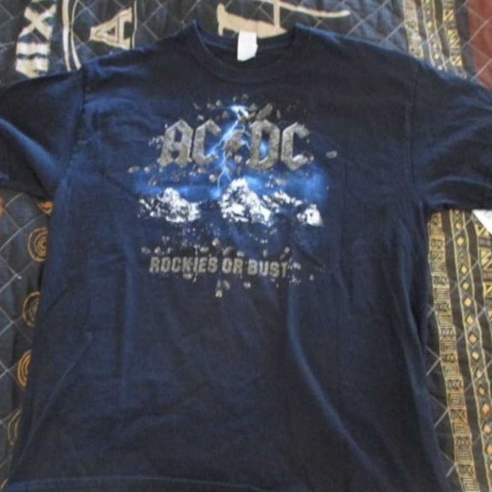 AC/DC tour t-shirt, Denver Colorado. 2016, Size L… - image 1