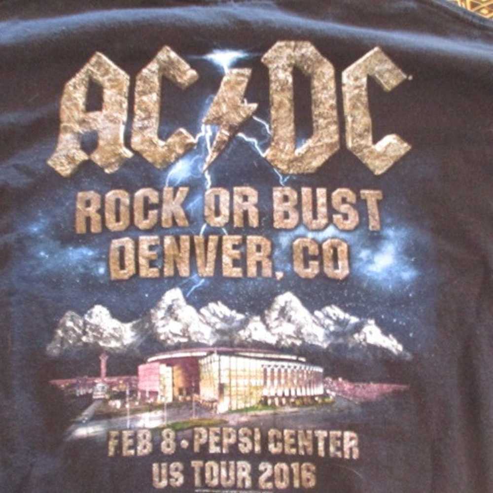 AC/DC tour t-shirt, Denver Colorado. 2016, Size L… - image 4