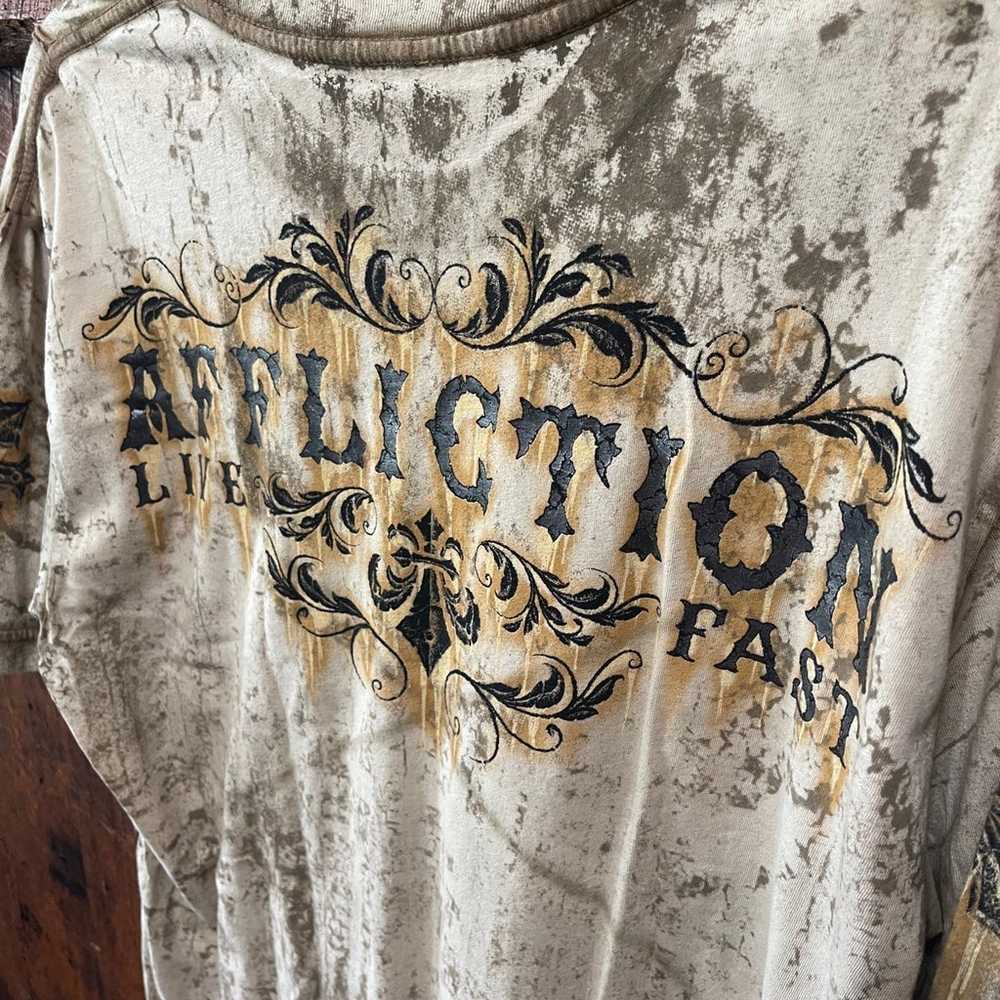 EUC Affliction tshirt for men from buckle - image 7