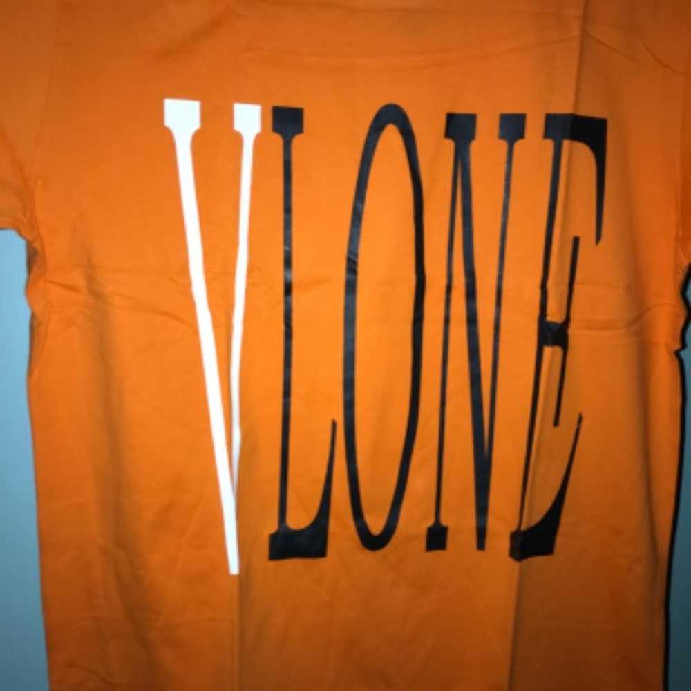 Vlone t shirt - image 2