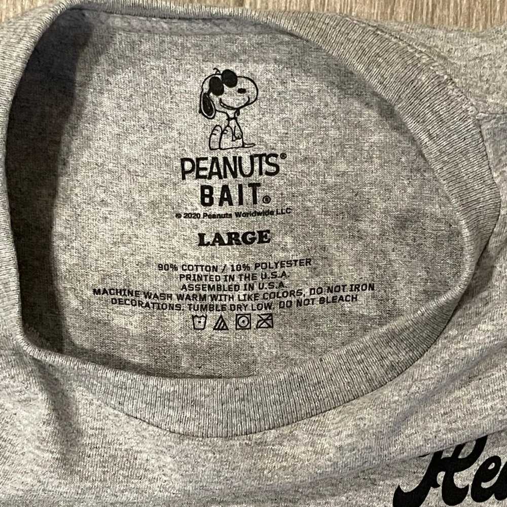 BAIT x Snoopy Heart Breaker Gray Tee T-Shirt Size… - image 4
