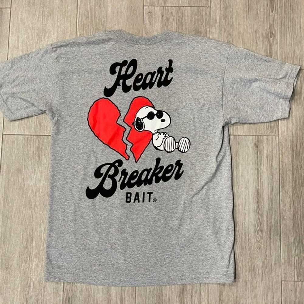 BAIT x Snoopy Heart Breaker Gray Tee T-Shirt Size… - image 5