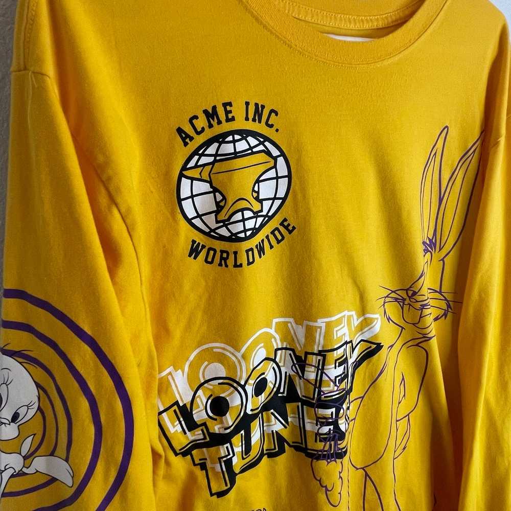 Looney Tunes Tee XL | Yellow graphic characters l… - image 2