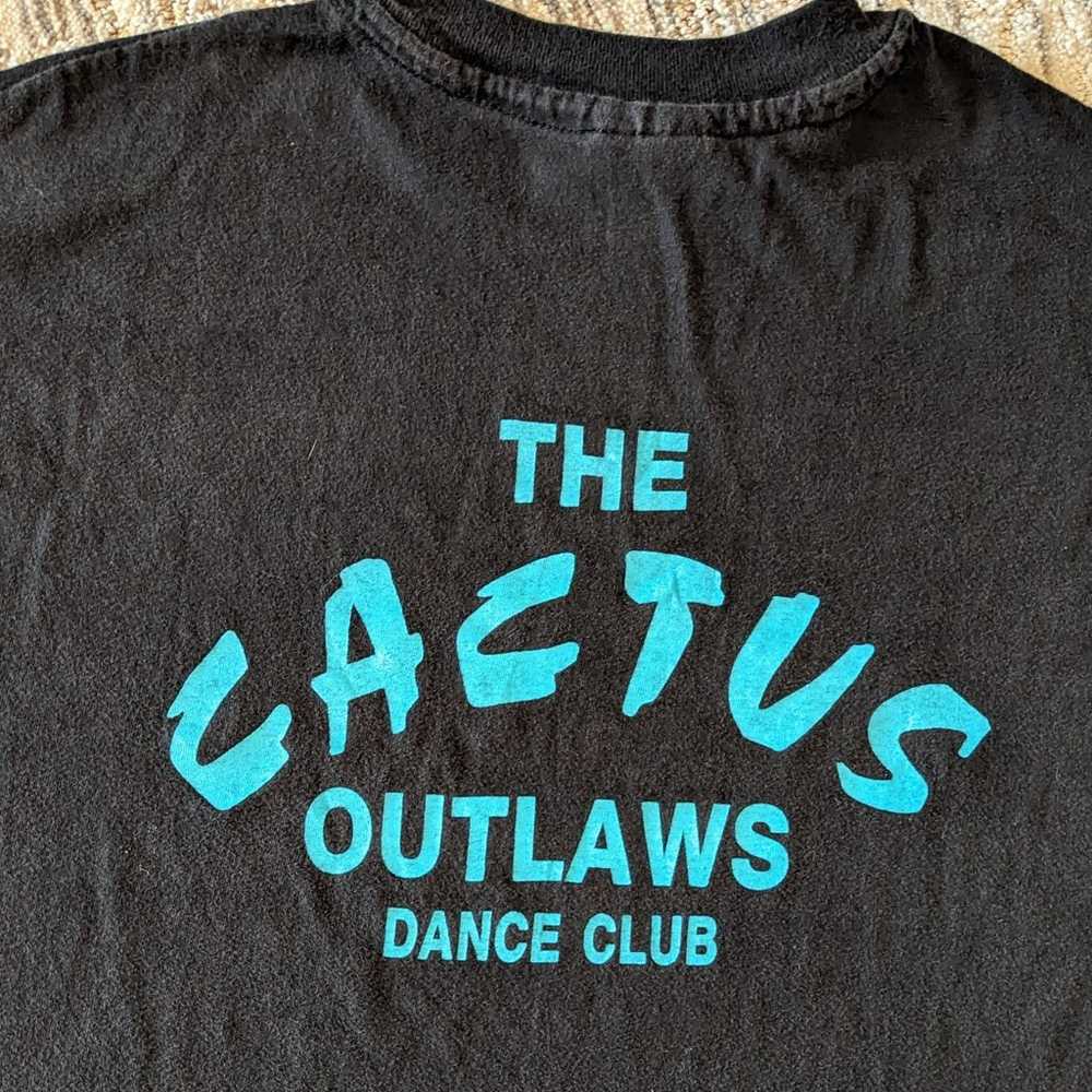 VTG 90s Cactus Jacks Outlaws Roadhouse Saloon Whi… - image 4