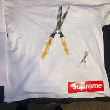 supreme t shirt - image 1