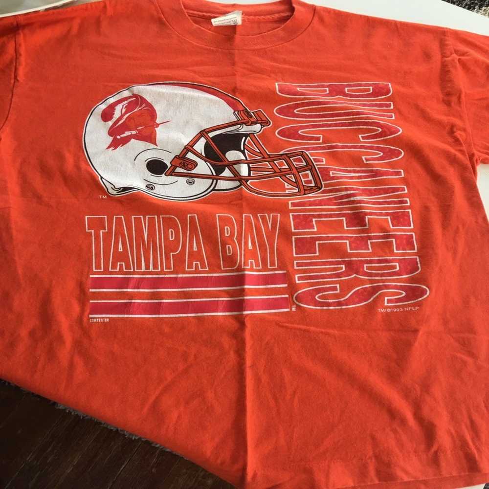 Tampa Bay Buccaneers T Shirt - image 3
