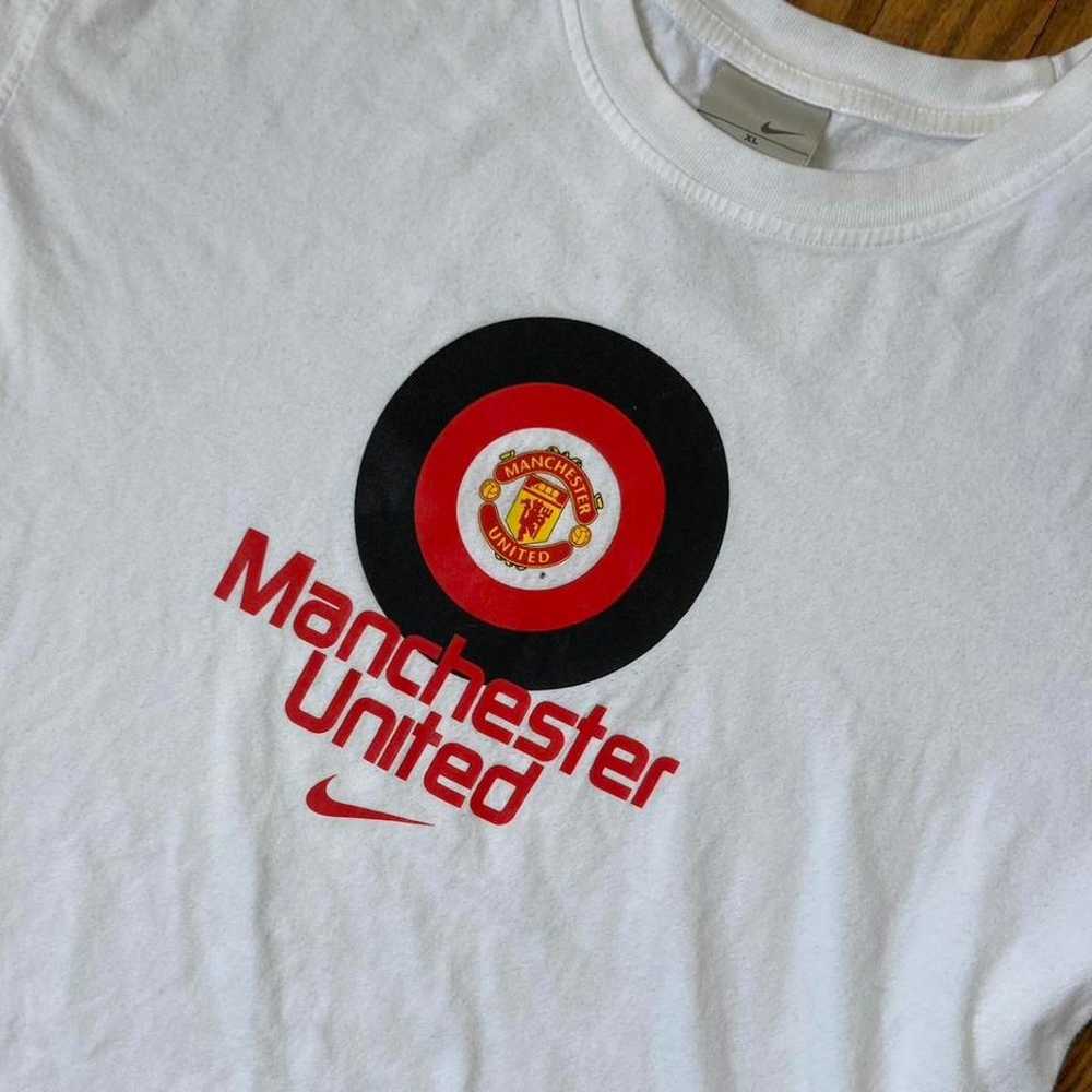 Vintage Manchester United Nike T-Shirt - image 1