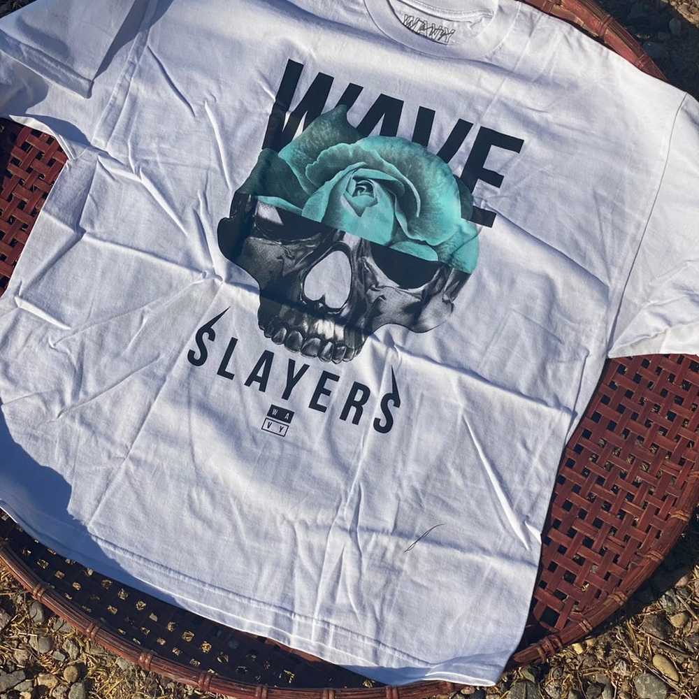 Wavy wave slayers tee - image 1