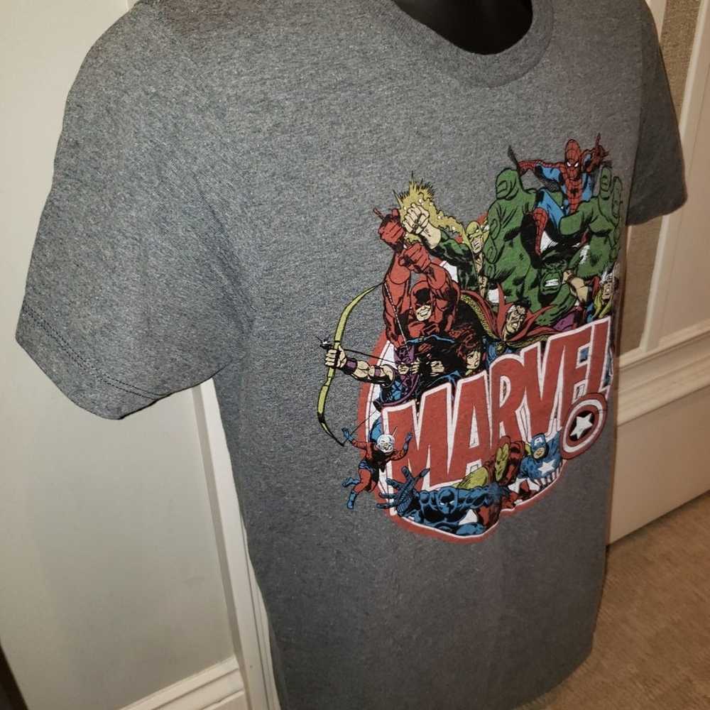 MARVEL Avengers Superheroes Men's Graphic T-Shirt… - image 3