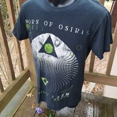 Born of Osiris Retro Band Tshirt! small