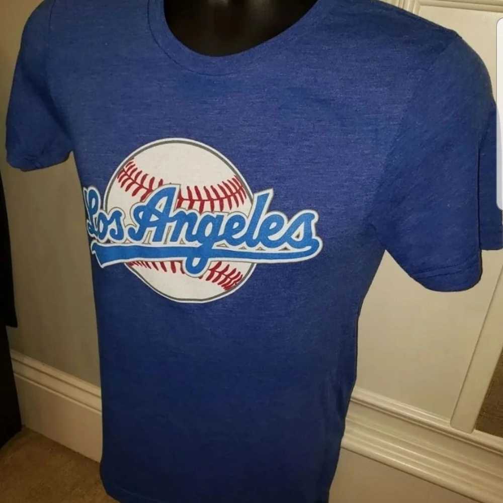 LA DODGERS Baseball Men's Graphic T-Shirt size S - image 4