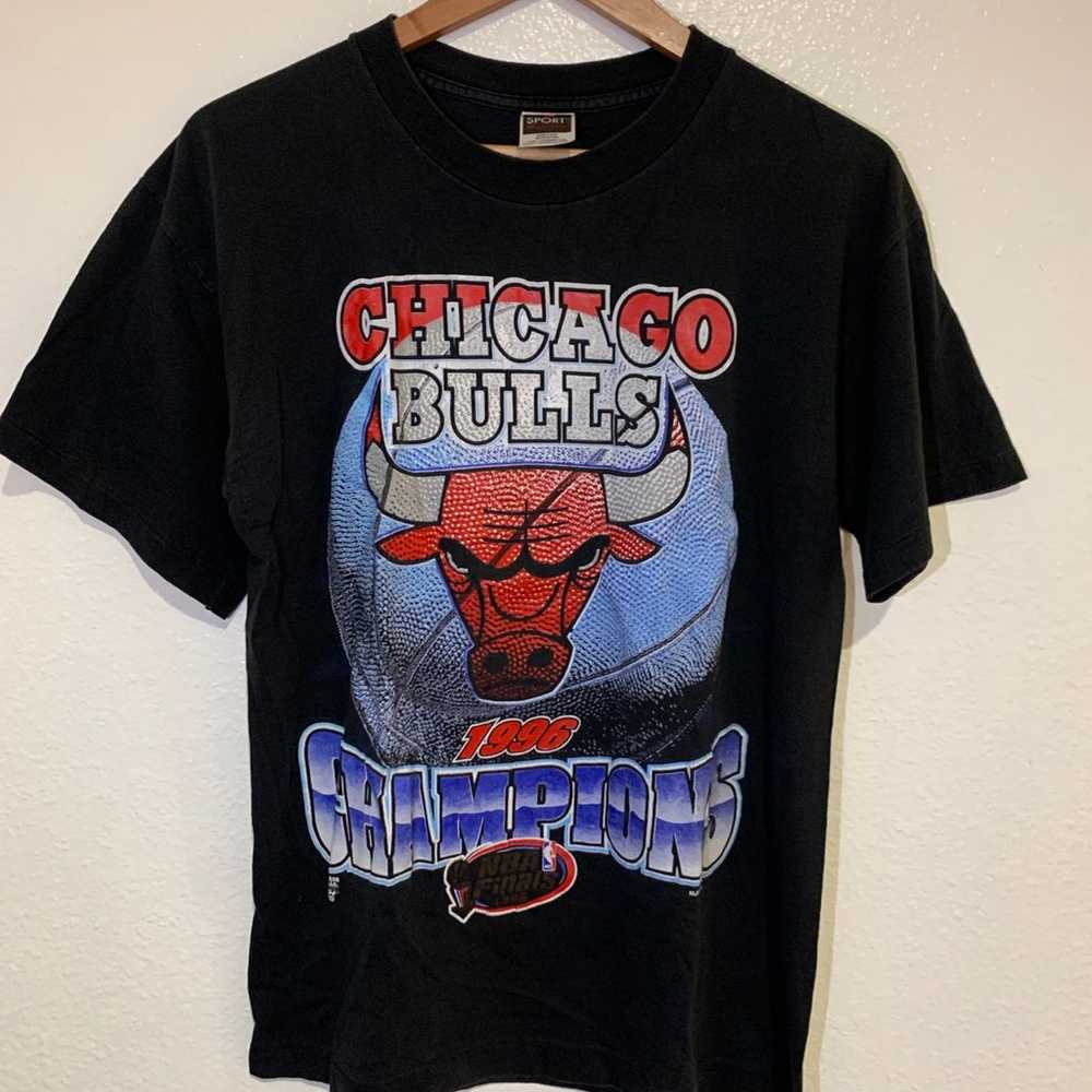 Chicago bulls 1996 vintage shirt single stitch - image 1