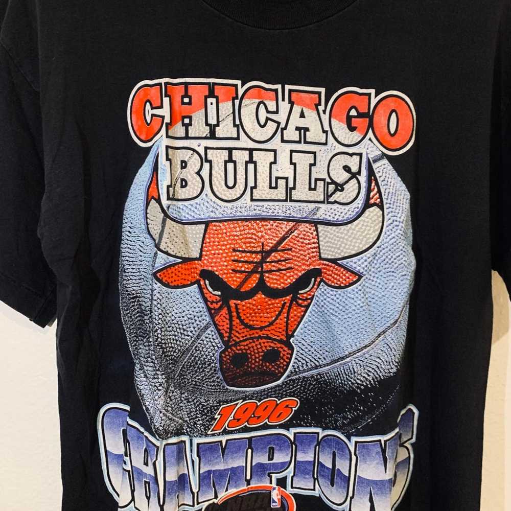 Chicago bulls 1996 vintage shirt single stitch - image 2