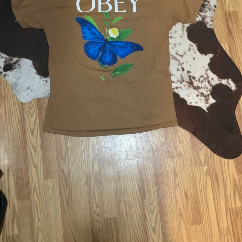 Obey t shirt - image 2