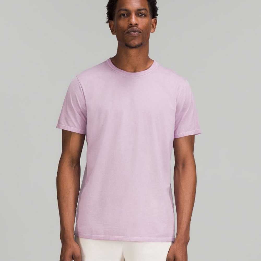 Men’s Lululemon Fundamenal T-Shirt Purple Size L - image 1