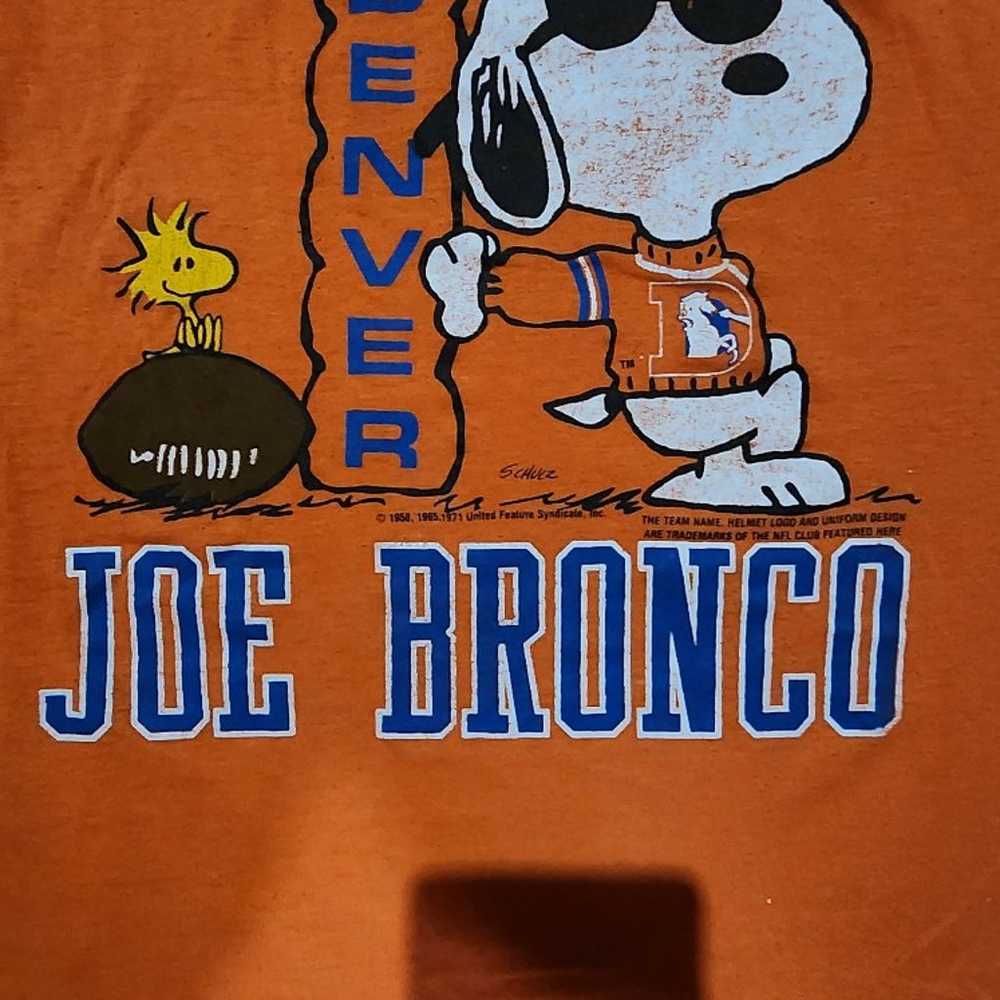 Vintage NFL Snoopy Denver Broncos Joe Cool Single… - image 3