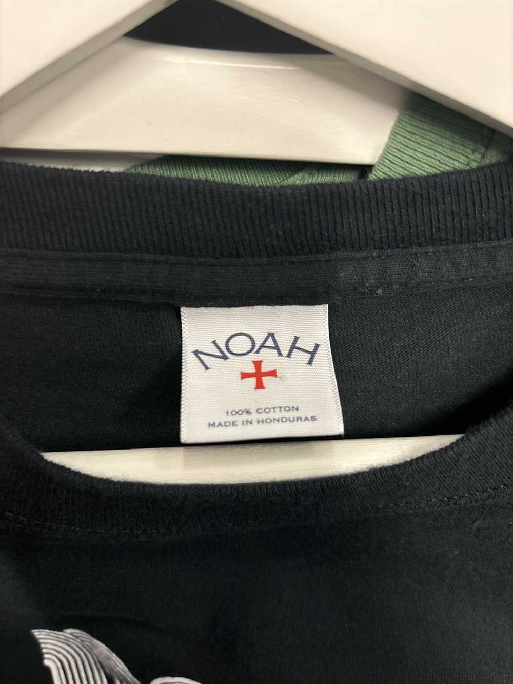 Noah × Streetwear Noah script logo t shirt - image 3